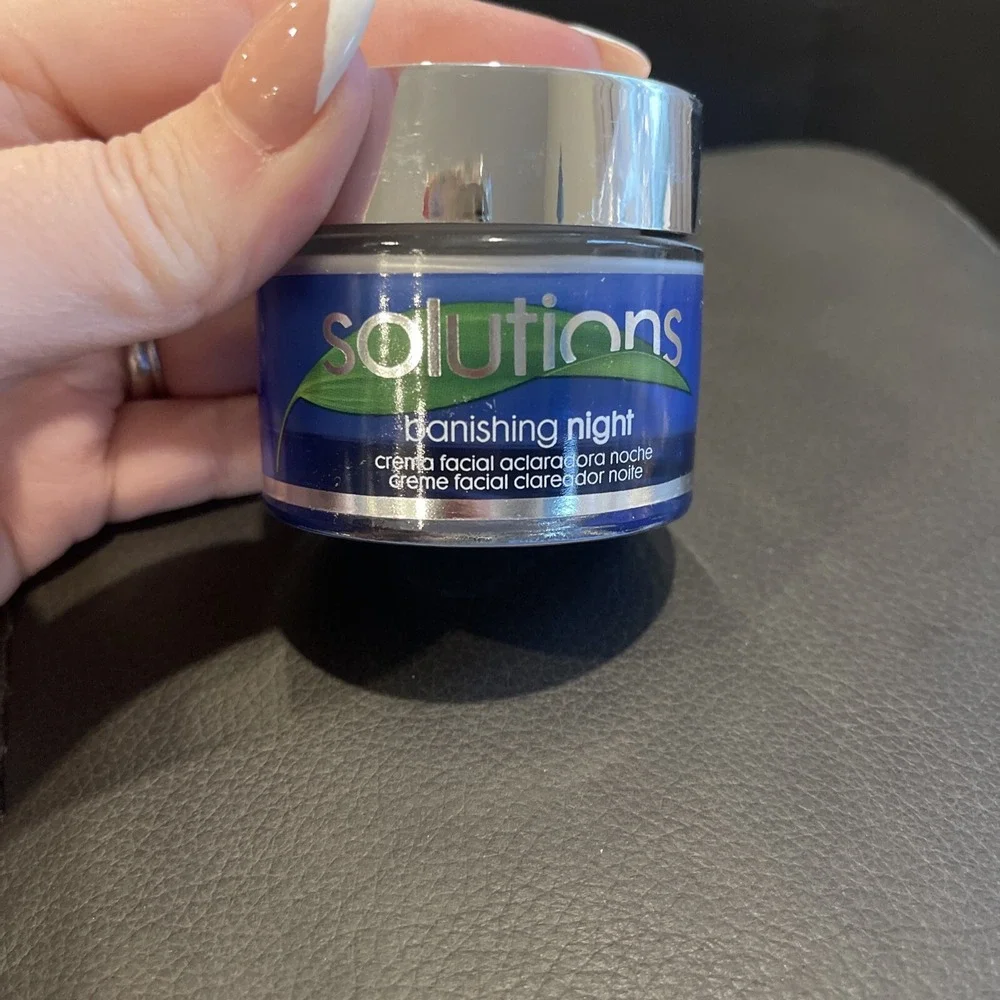Avon‎ Solutions Banishing Night